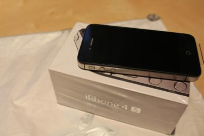 New Unlocked Apple iPhone 4s 64GB&32GB &a