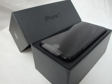 New Apple iPhone 5 32GB Wei� / Schwarz