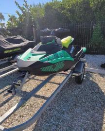 Jetski zum Verkauf und zur Vermietung ve