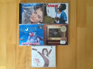 Div.  CDs EUR 1. - - geschenkt