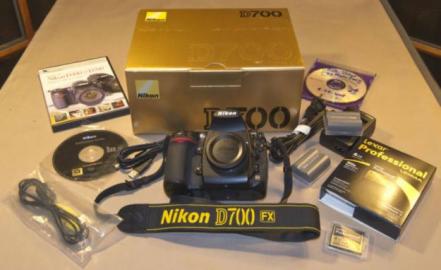 Nikon D700 Digital SLR Camera at 650 Eur
