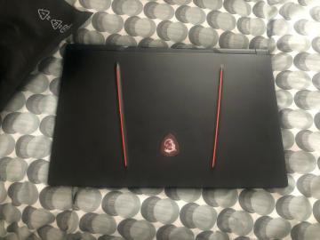MSI GE75 8SG Raider (i7-8750H, RTX 2080)