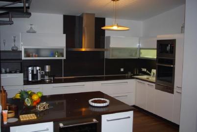 Schreinerei mit 25-j�hriger Tradition