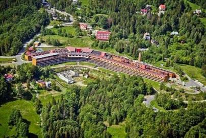 Gro�e Hotel zum verkaufen