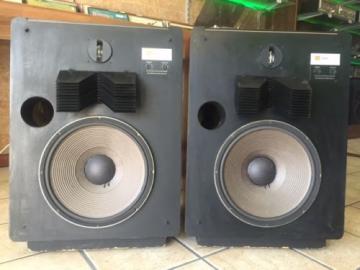 JBL L300 summit Monitor Speakers