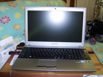 Samsung RV 520