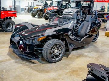Gebrauchtes 2018 Polaris Slingshot? Trik