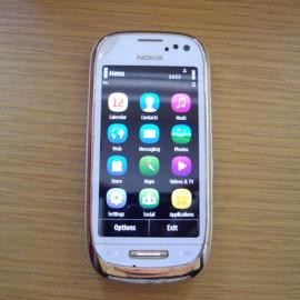 N9 16GB / C7 Gold Oro