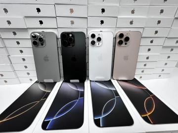 Apple iPhone 16 Pro Max , iPhone 16 Pro