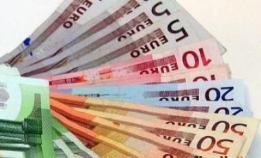 Hilfe hat die Person im Bed�rfnis