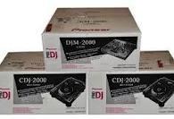 2X-PIONEER CDJ-2000 TURNTABLE - DJM-2000