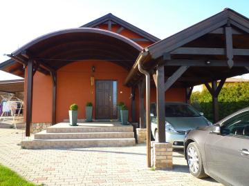 Familienhaus mit 1700 qm Grundst�ck