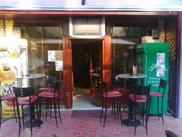 Cafe Onazis, Novi Sad, Serbien zu verkau