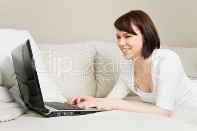 Verdienen Sie 7 Euro pro Email die Sie b
