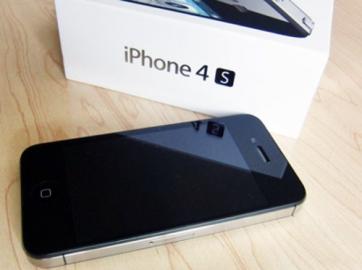 iPhone 4S / Blackberry Torch 9800 / Sams