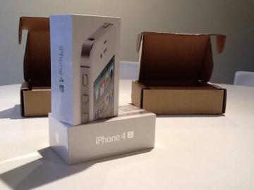 Neu: Apple iPhone 4S