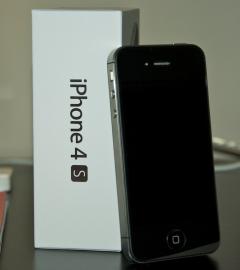 Apple iphone 4S 32GB/64GB