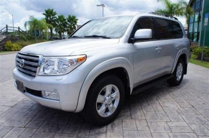 Clean Toyota land cruiser 2013 for sale