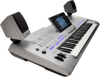 Yamaha Tyros 4 Workstation Keyboard