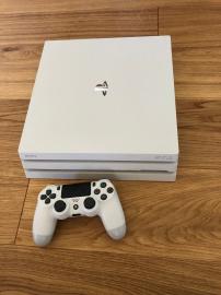 Sony Playstation 4 Pro wei? (1 TB)