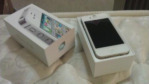 Apple iphone 4S