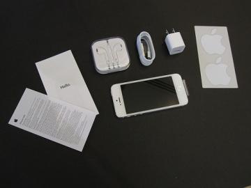 Apple iPhone 5 64GB for just $500USD