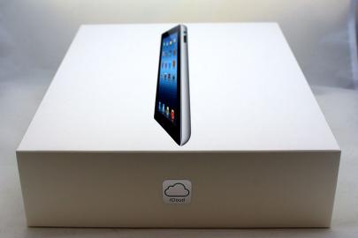 Brand New Apple iPad 3 16GB Wi-Fi + 4G